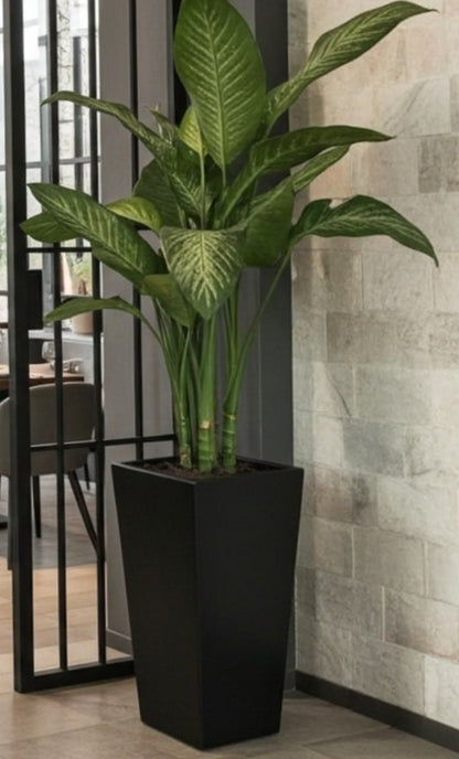 Maceta Obelisco Mediana 60 CM alto Reciclable Resistente y en Varios colores
